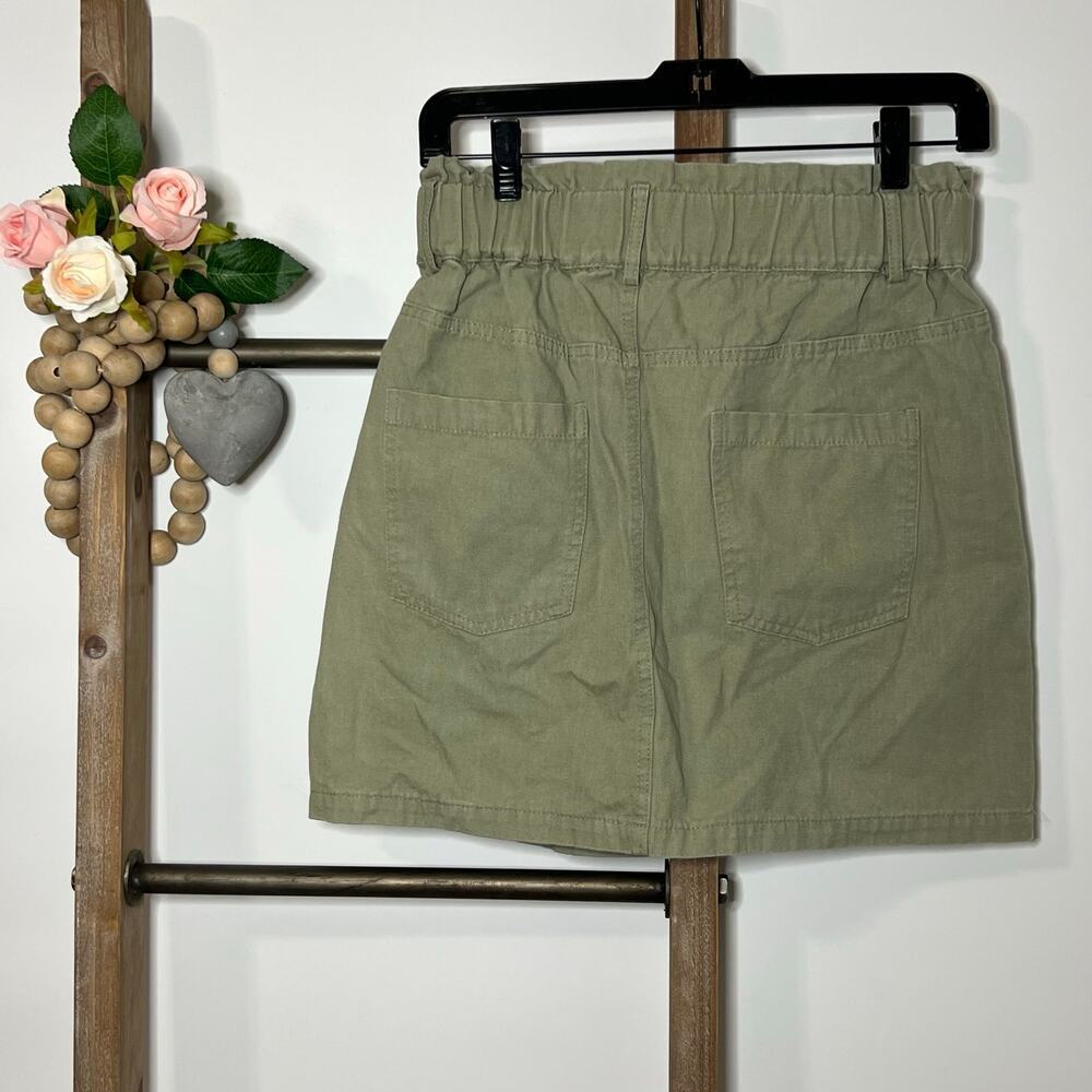 Vici Paper Bag Green Mini Skirt Size Medium - Picture 3 of 5